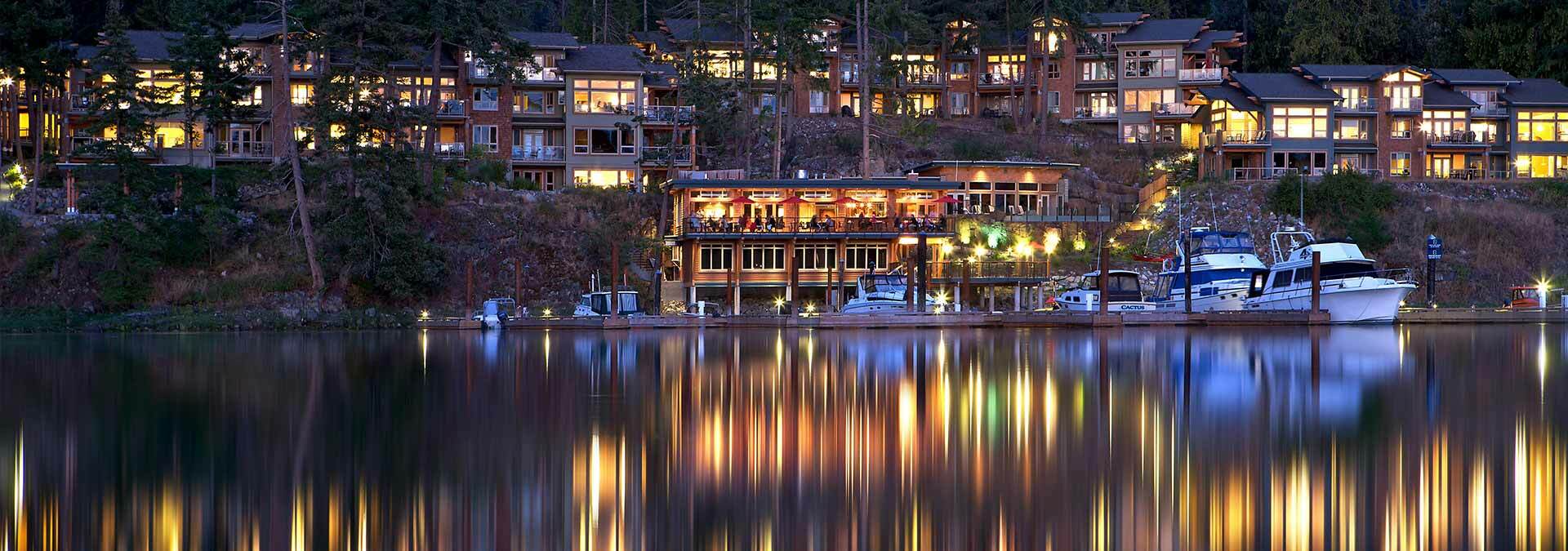 Painted Boat Resort Spa And Marina Madeira Park Экстерьер фото